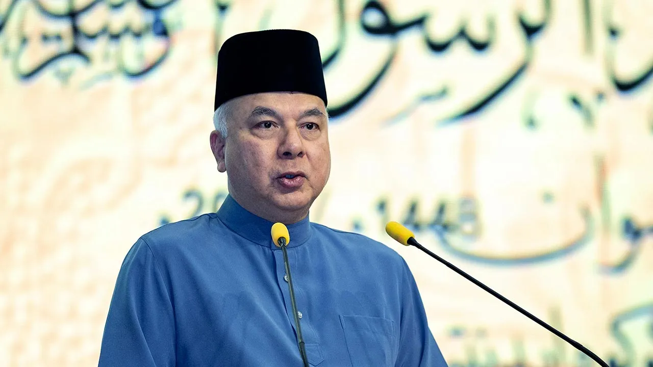Maulidur Rasul: Kesatuan ummah berdepan cabaran, pemimpin Islam perlu kurangkan sengketa - Sultan Nazrin