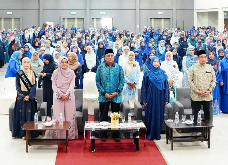 Wanita tidak perlu jadi seperti orang lain untuk kejar bahagia