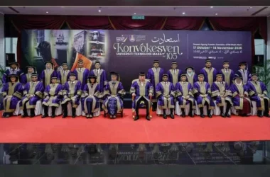 'Jangan jadikan media sosial pentas menghina, guna dengan adab', titah Agong